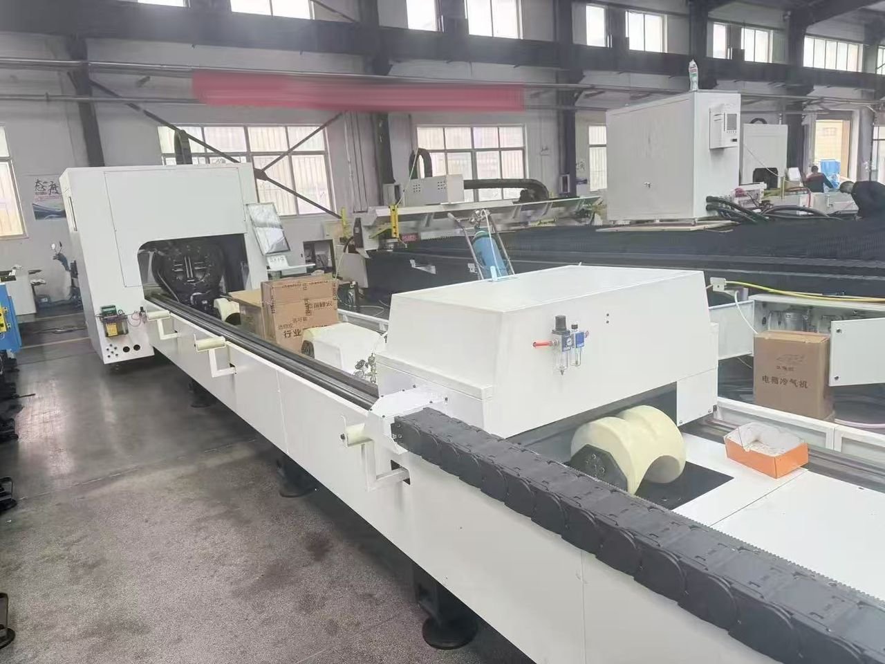 Galería Taglio 2206