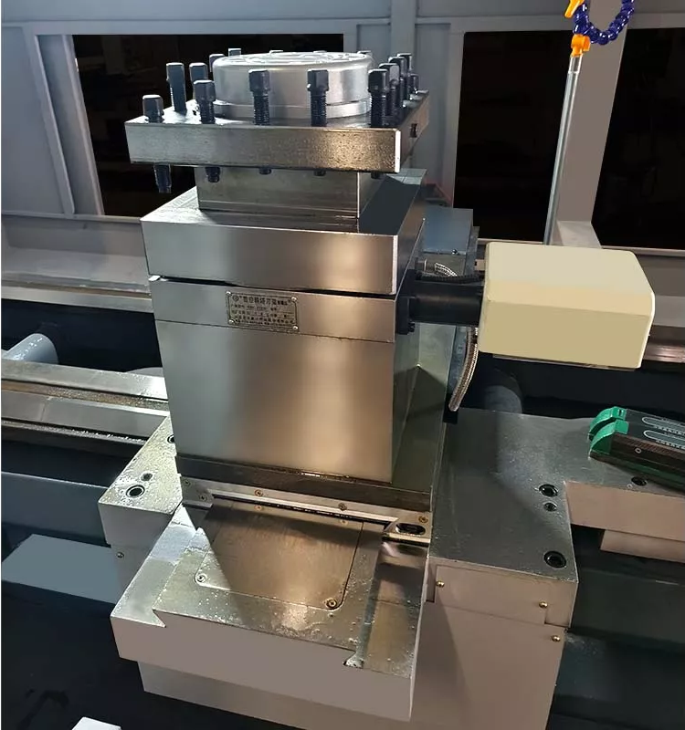 Galería Torno CNC de gran diámetro de husillo Don Vittorio 1000
