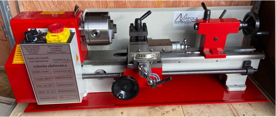 Torno Pequeño Paralelo Universal - Ornella