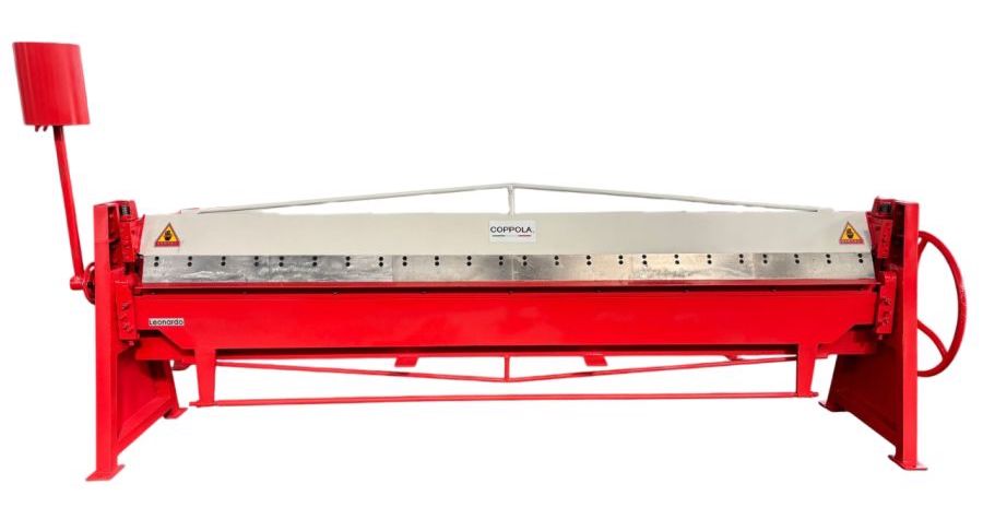 Dobladora de Plancha Manual – Leonardo 1.5x3000mm